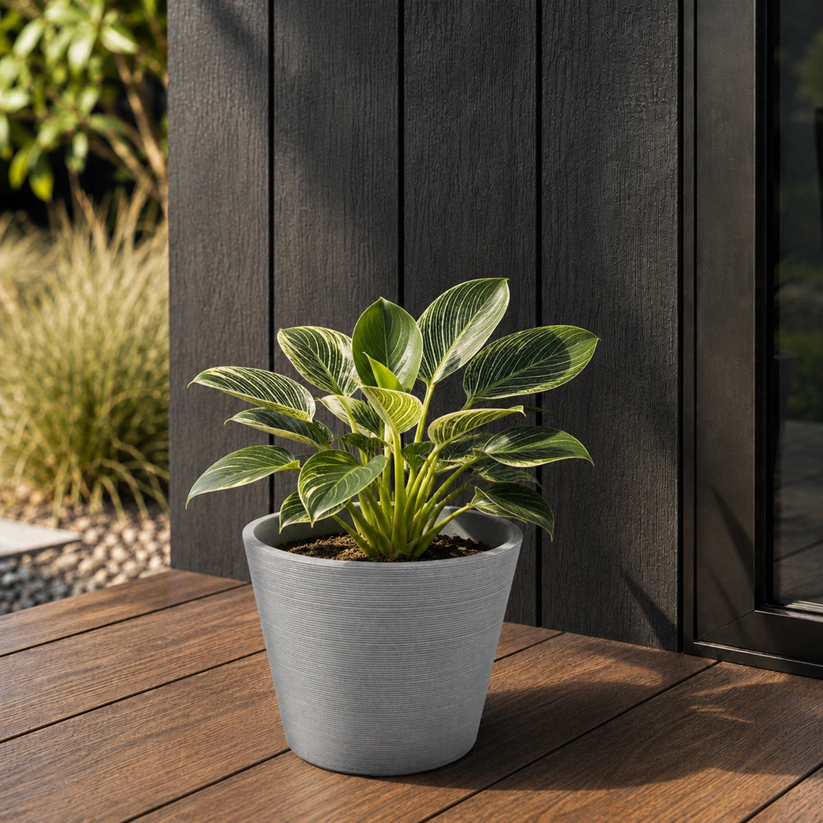 Respect Grey 20cm Green Earth Full Rim Planter