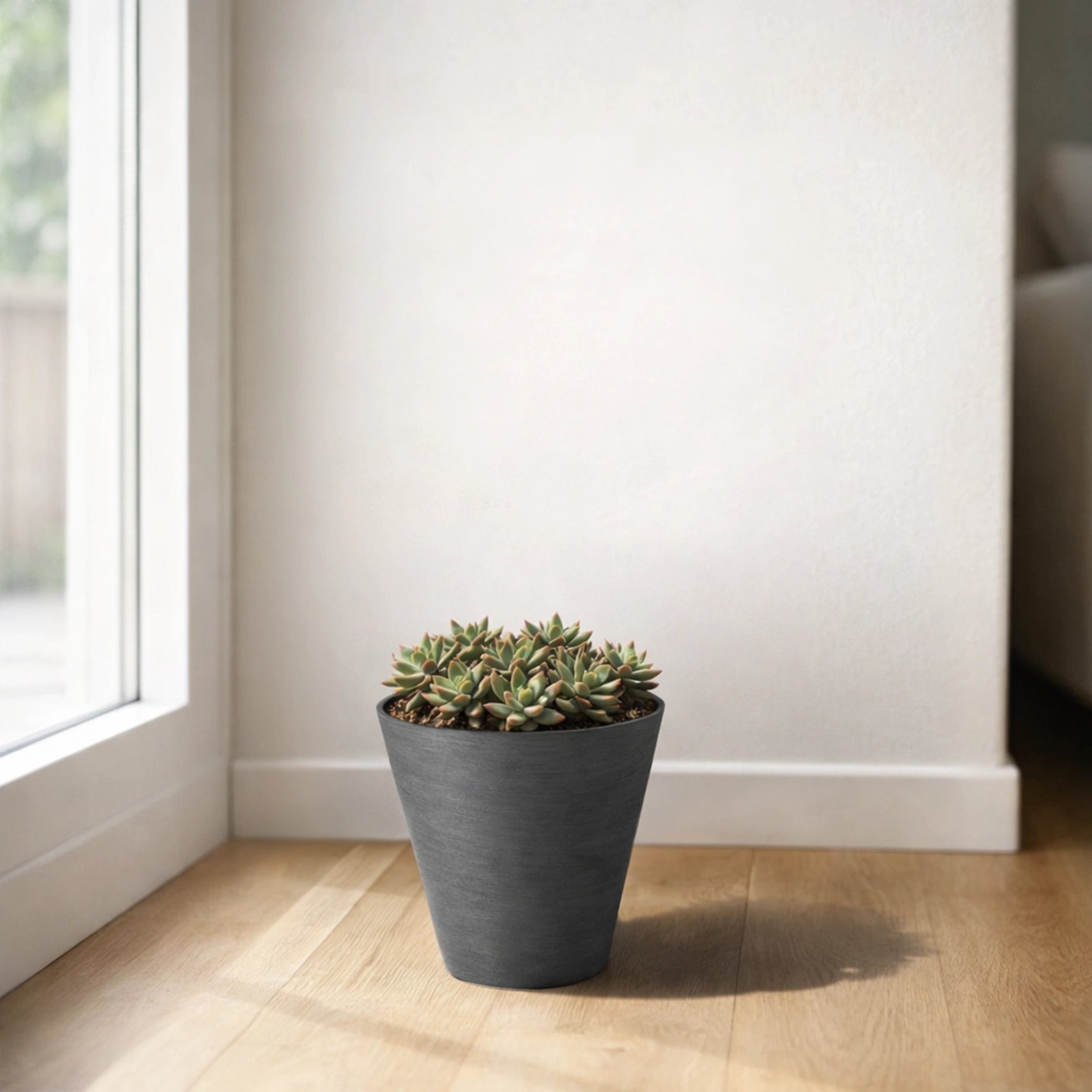 Respect Black 16cm Repot Self Watering Planter