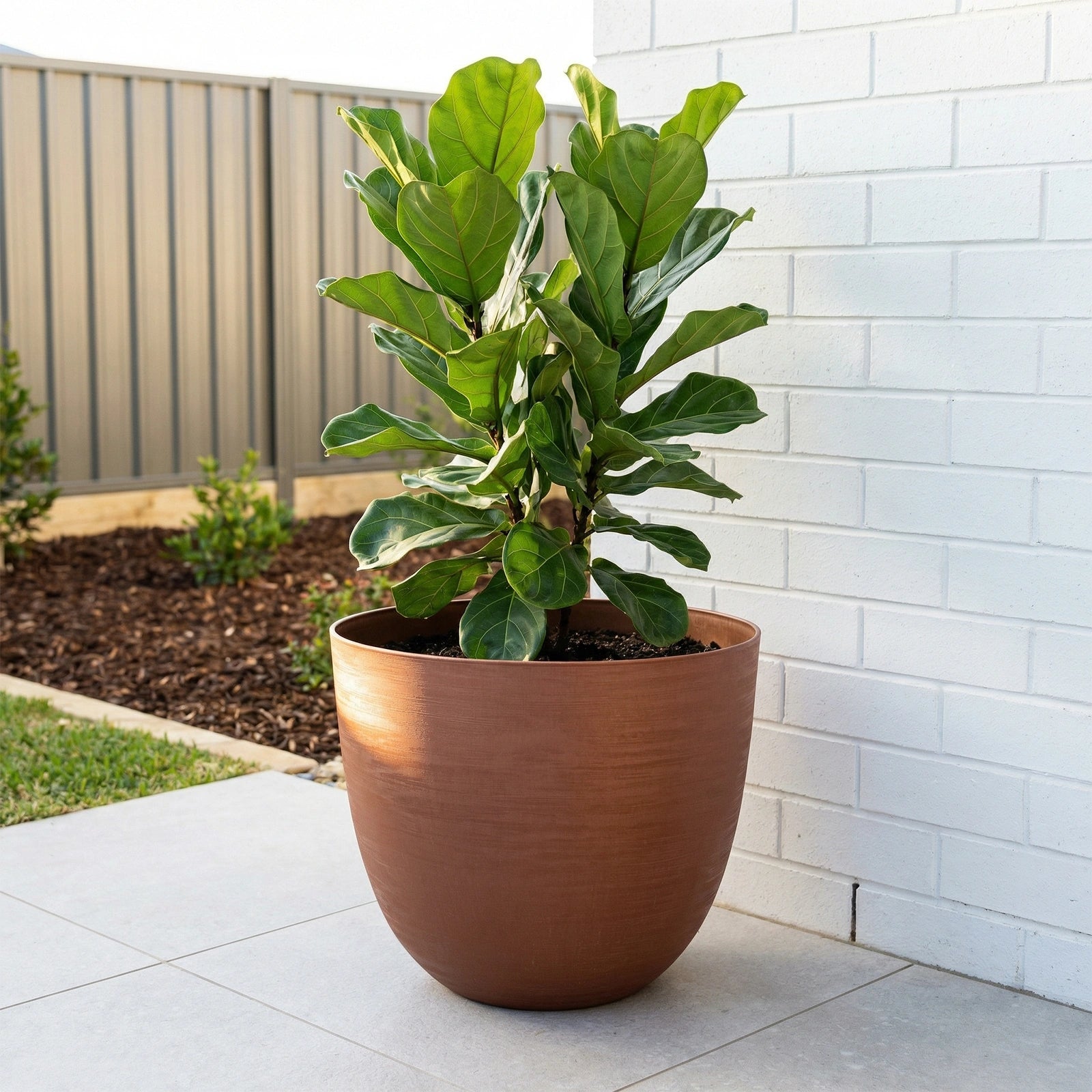 Respect Brown 38cm Lightweight Plastic Terracotta Milano Self-Watering Planter