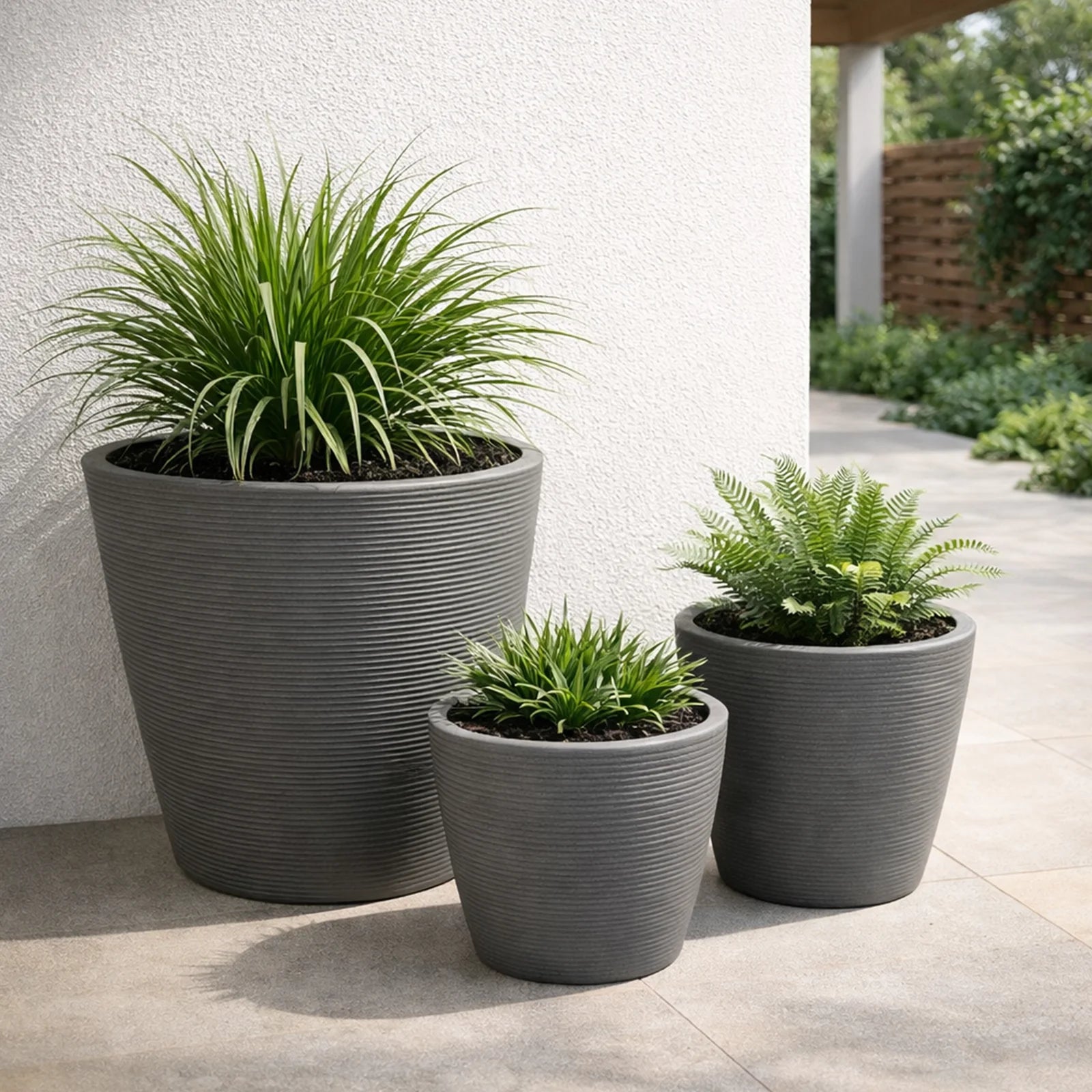 Respect Grey 15cm Green Earth Full Rim Planter – small eco-friendly grey recycled plastic pot for indoor plants and succulents