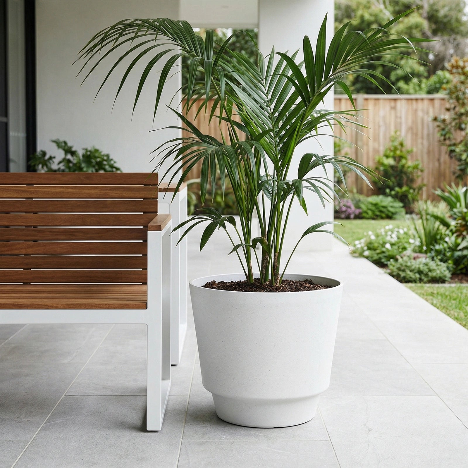 Respect White 40cm Round Calais Self-Watering Plastic Pot Stonelook