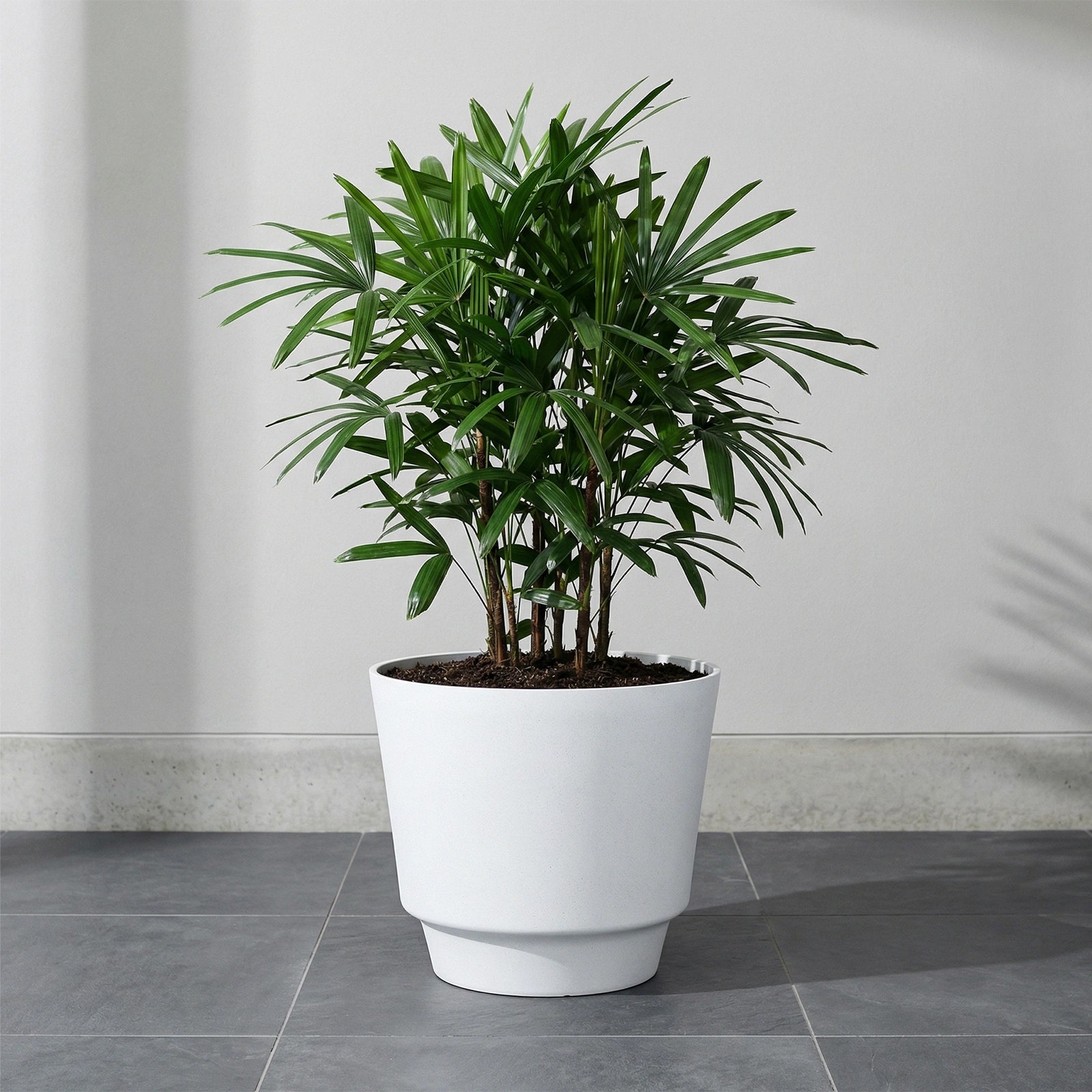 Respect White 40cm Round Calais Self-Watering Plastic Pot Stonelook