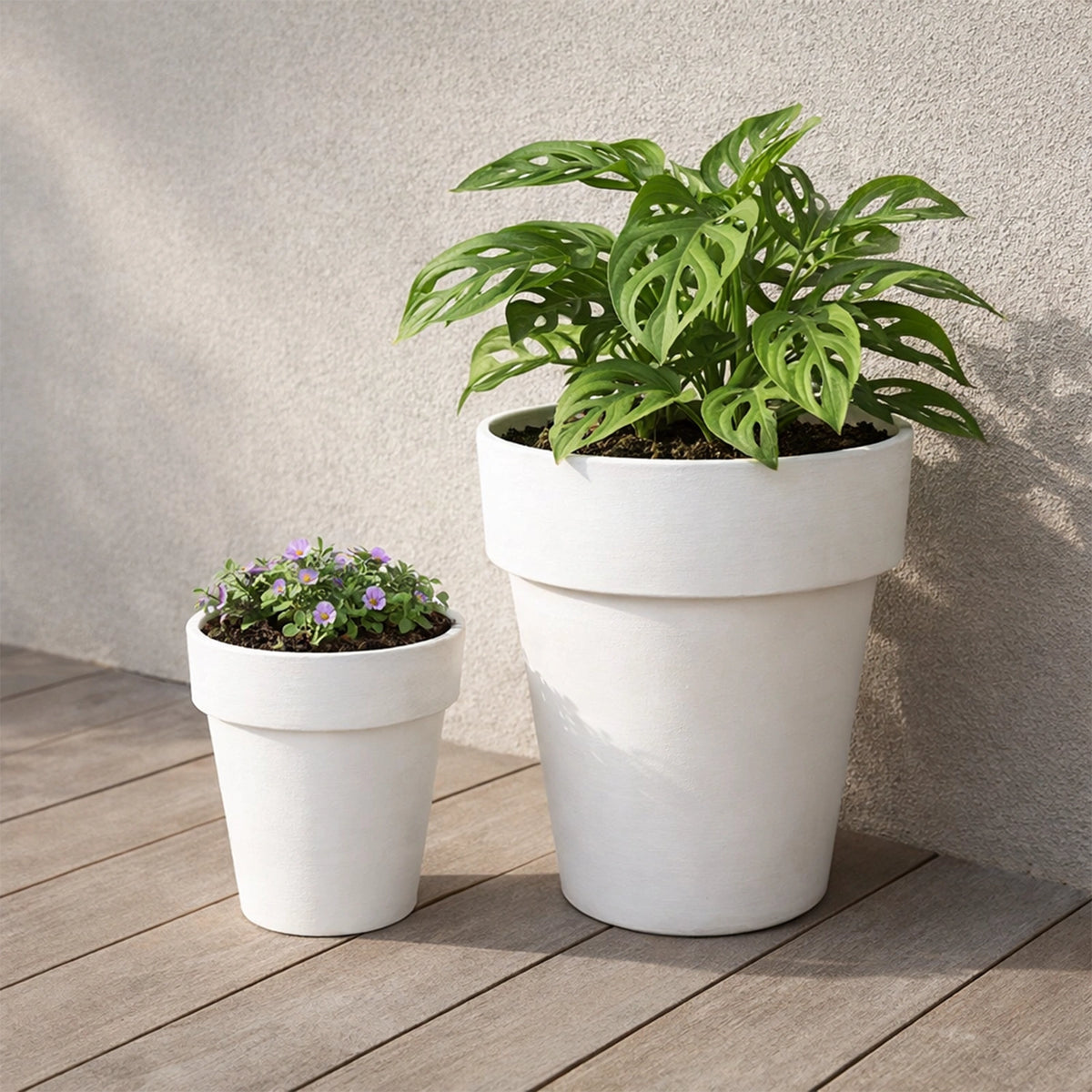 Respect White 30cm Time Planter – modern white plastic pot planter for contemporary indoor and outdoor garden styling.